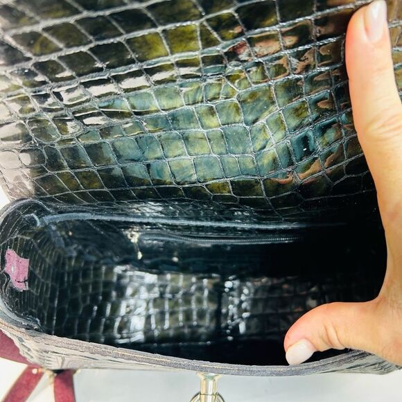 Black Leather Hand-Tooled Embossed Mexican Floral Artisanal Crossbody - Picture 7 of 10